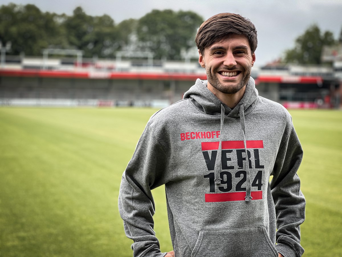 Tom Baack VERLängert Verl