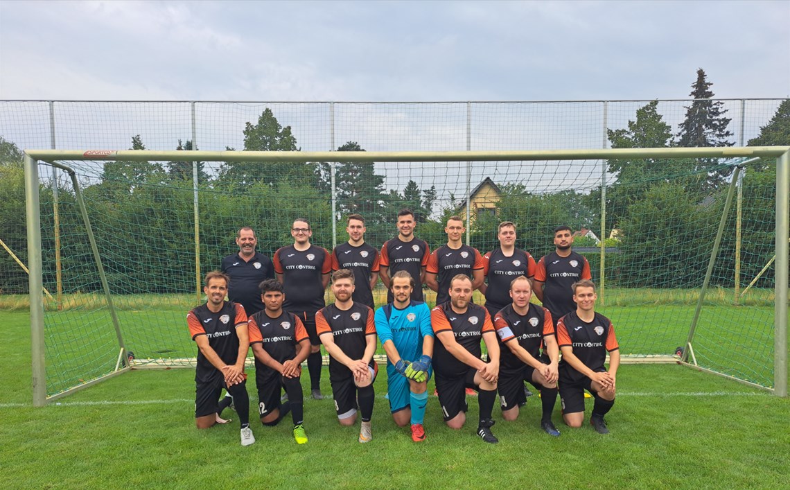 Mannschaftsfoto Fussballclub Neuenhagen 2