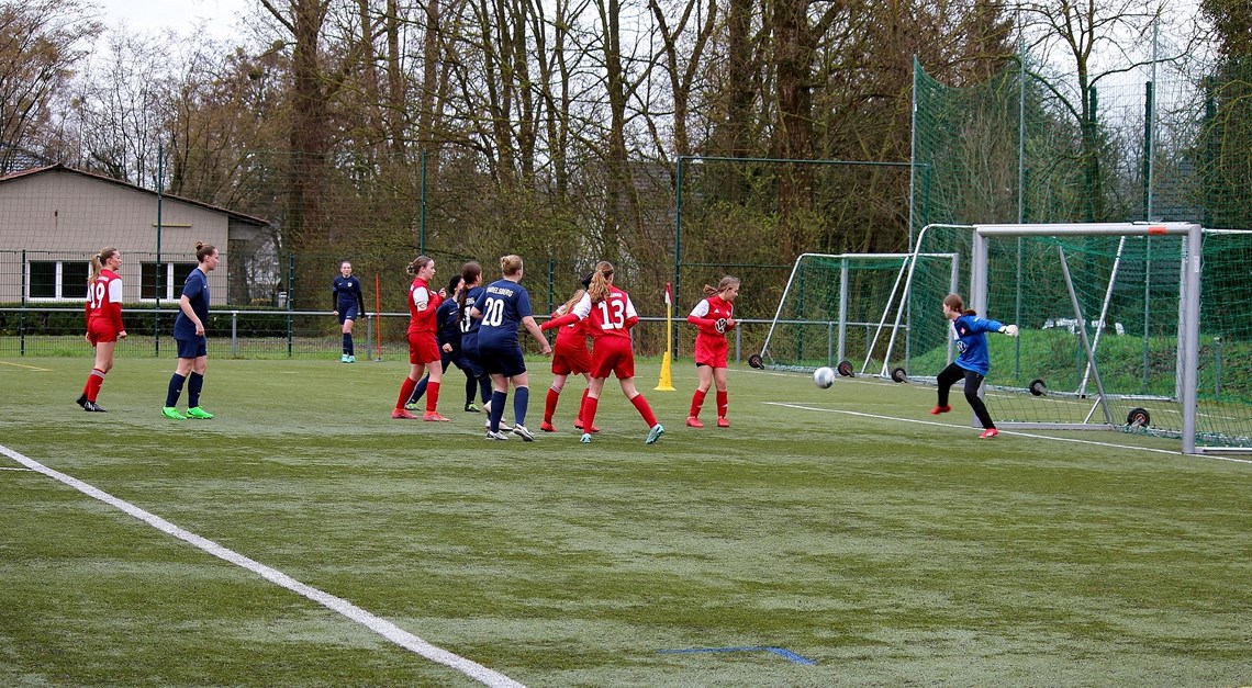 B3♀ - 1:8 Niederlage gegen Babelsberg 03