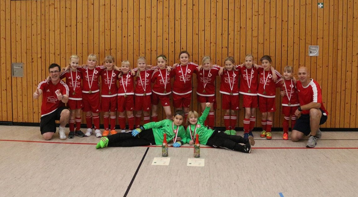 Coole Madchen Spielen Fussball Sg Rot Weiss Neuenhagen