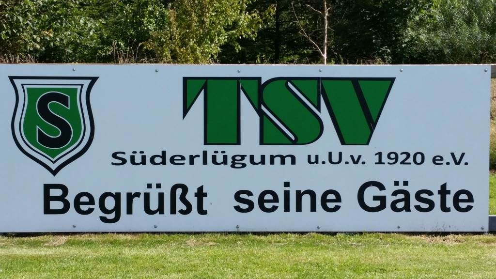 Bandenwerbung Im Stadion Tsv Suderlugum Und Umgebung Von 19 E V