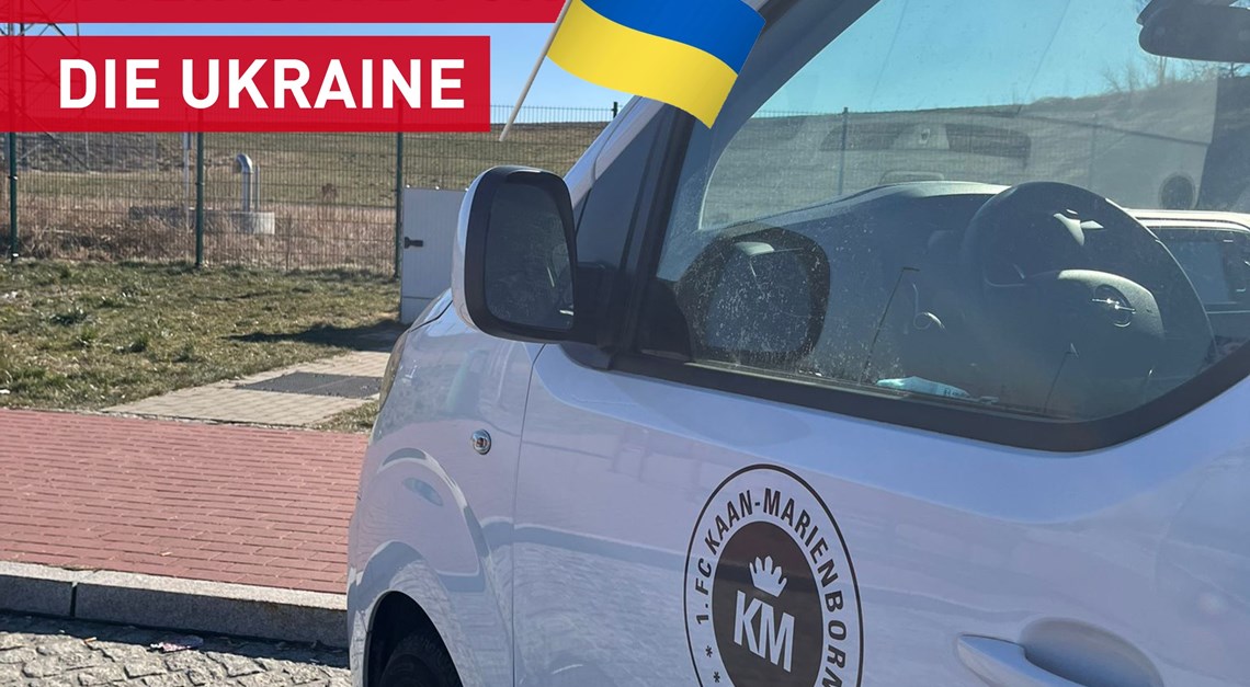 Jugendbus evakuiert ukrainische Flüchtende