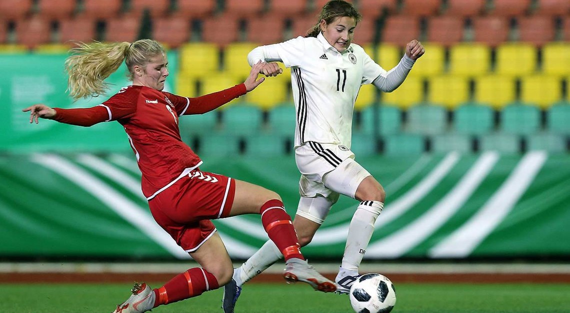 Carlotta Wamser mit U16 DFB Auswahl erfolgreich