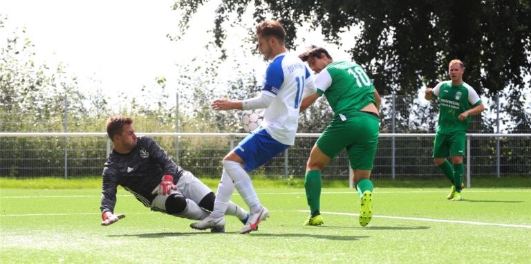 Erste: Topspiel in Langenbochum! - Sport-Club Herten 1932/87 e.V.
