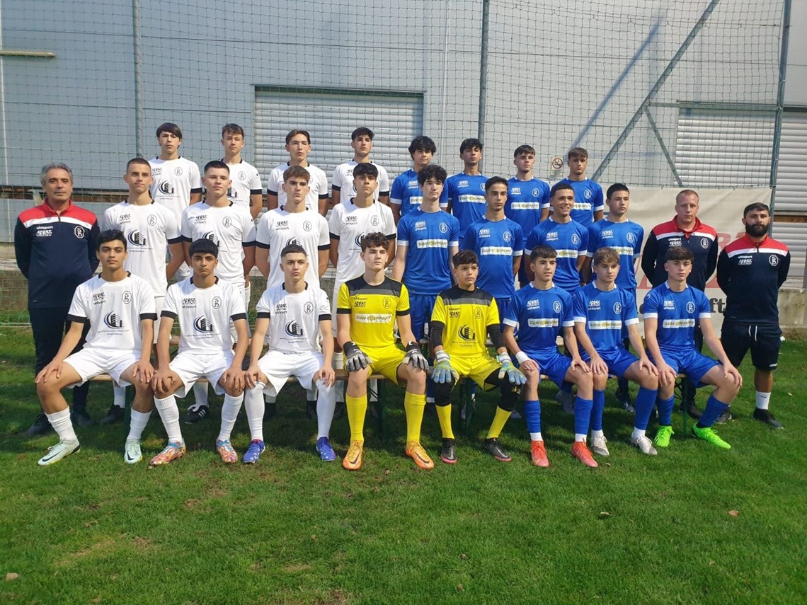 Mannschaftsfoto SV Donau 2