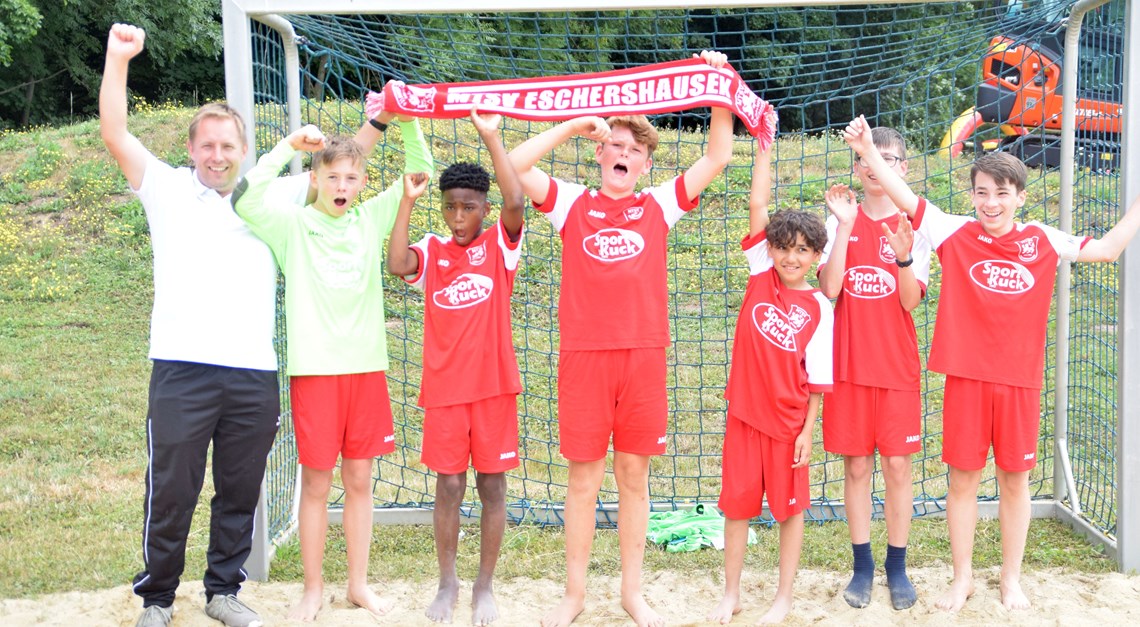 Zweiter Platz beim Hemminger Beach Soccer Cup